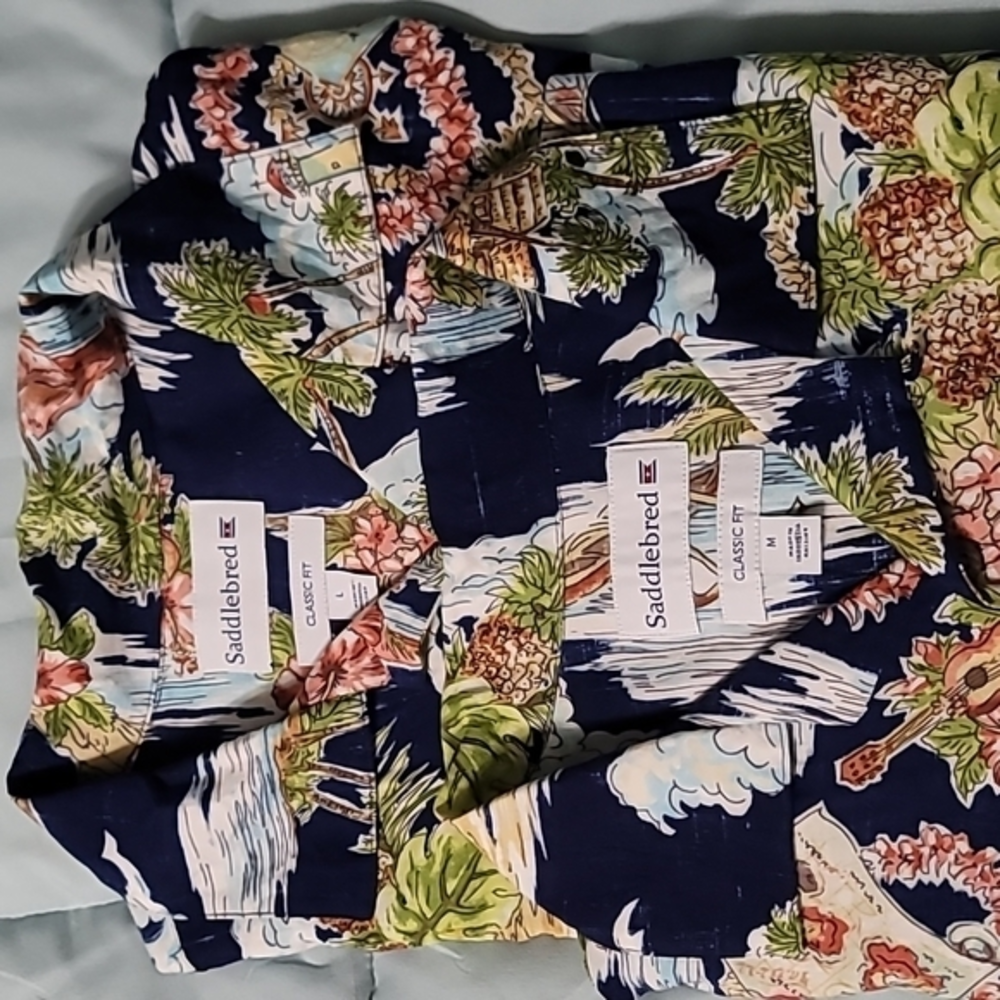2 Saddlebred Tropical/Hawaiian Print SS Shirt Men's (M&L). Good/Like New.